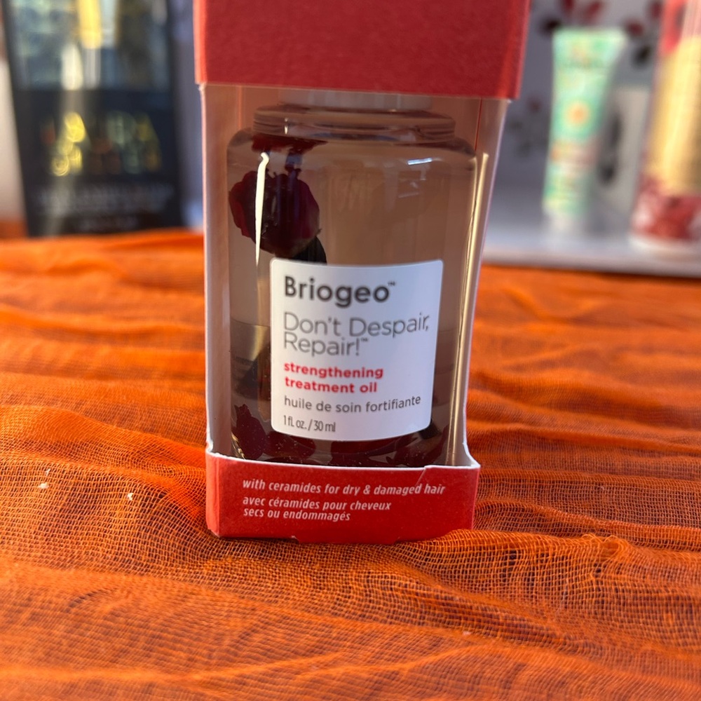 Briogeo Don't Despair, Repair! Hair Treatment Set - Red and White - Picture 3 of 6